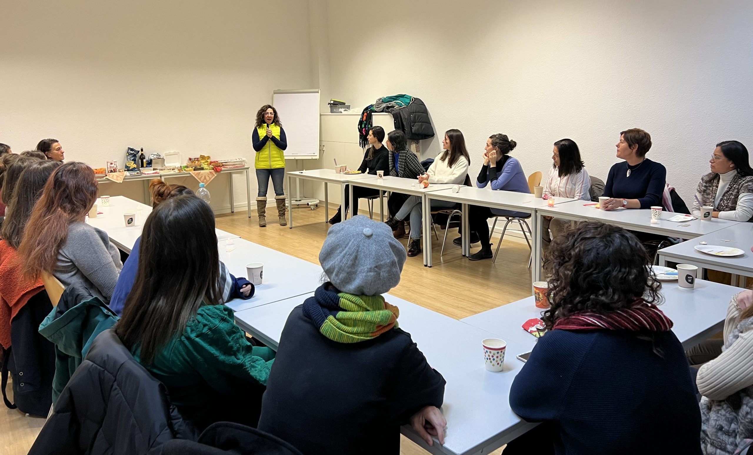 Fiesta De Cierre Del Año 2022 Con Las Mentoras Y Participantes Del Proyecto